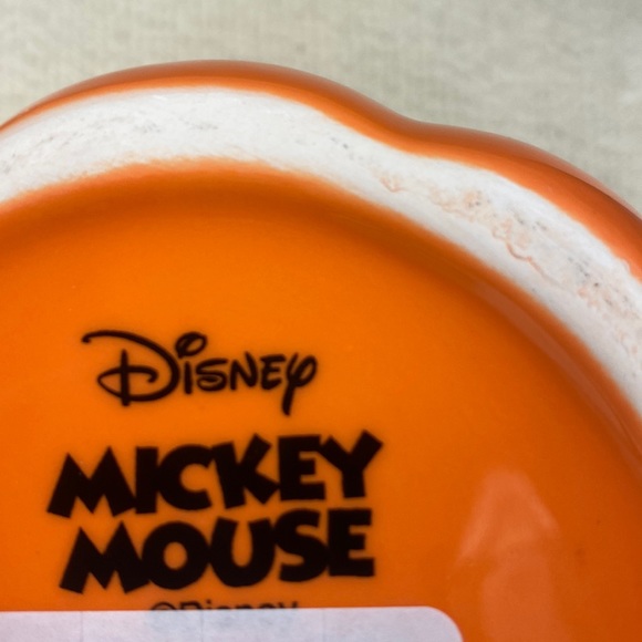 New! Mickey Mouse pumpkin mug - Picture 3 of 3